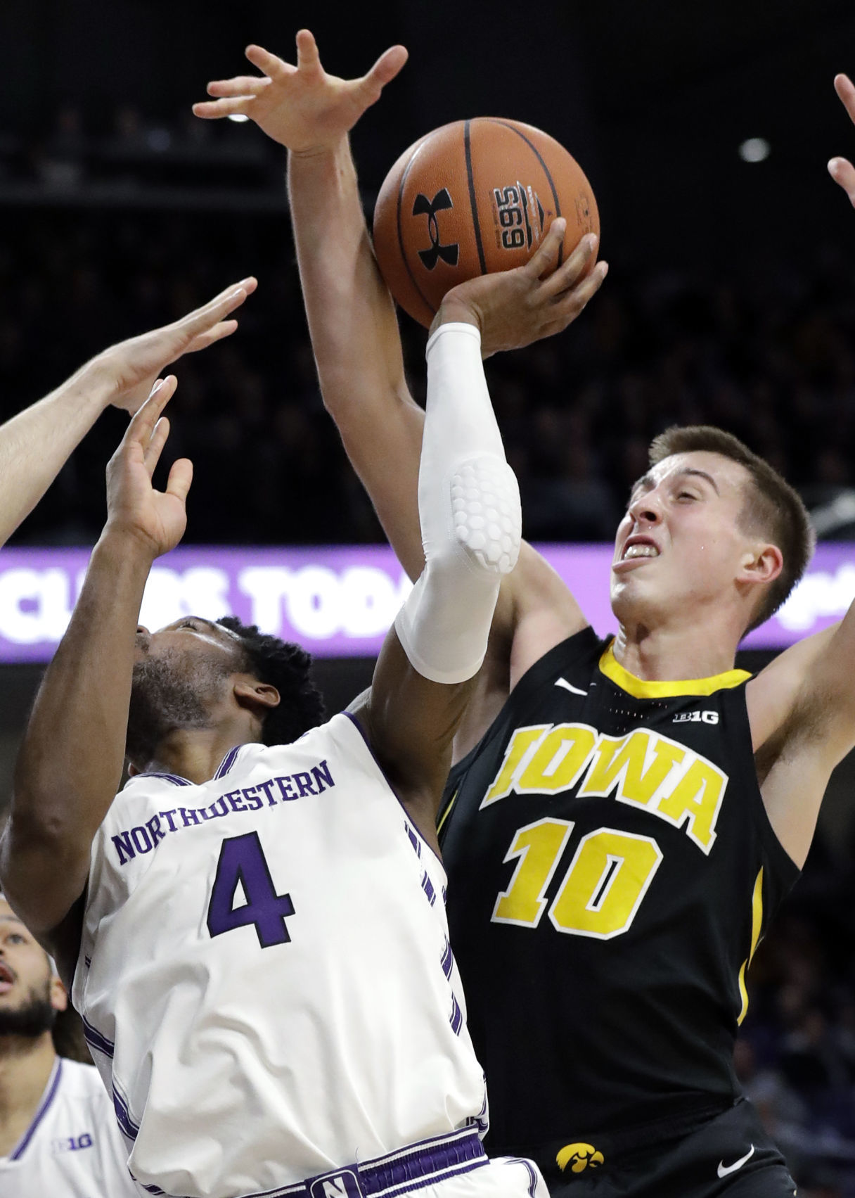 Iowa Northwestern Basketball